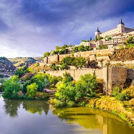 Toledo Ciudad De Las Tres Culturas , Un Lugar Para Disfrutar Todas Las Familias Con Sus Hijos " Desayuno Incluido" Villamiel de Toledo Buitenkant foto